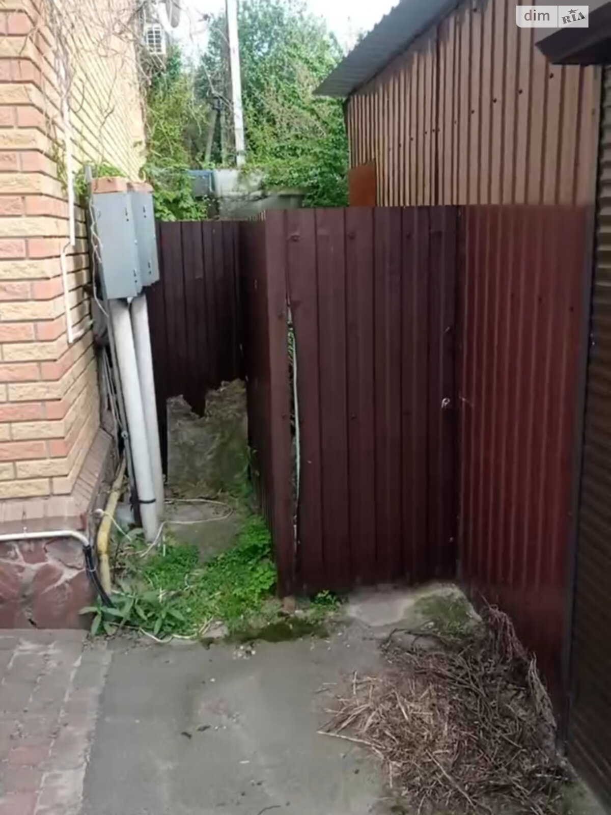 трехэтажный таунхаус, 152.6 кв. м, кирпич. Продажа в Белогородке фото 1 трехэтажный таунхаус, 152.6 кв. м, кирпич. Продажа в Белогородке фото 1
