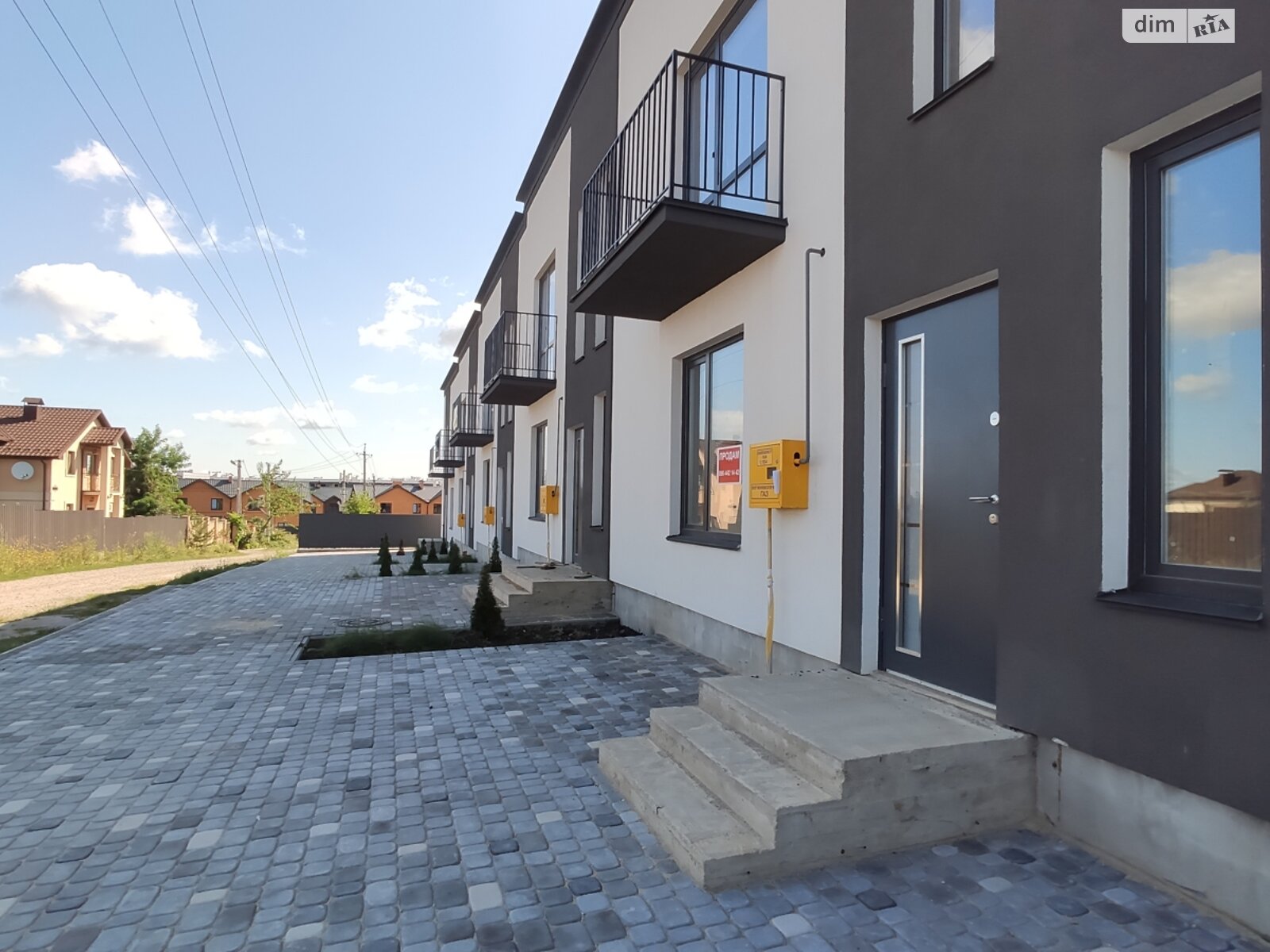 двоповерховий таунхаус, 100 кв. м, цегла. Продаж у Березині фото 1 двоповерховий таунхаус, 100 кв. м, цегла. Продаж у Березині фото 1