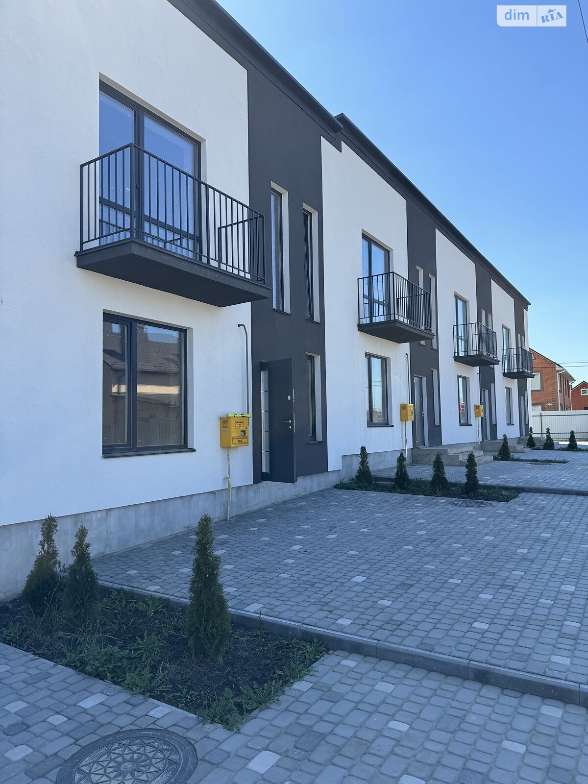 двоповерховий таунхаус, 105 кв. м, цегла. Продаж у Березині фото 1 двоповерховий таунхаус, 105 кв. м, цегла. Продаж у Березині фото 1
