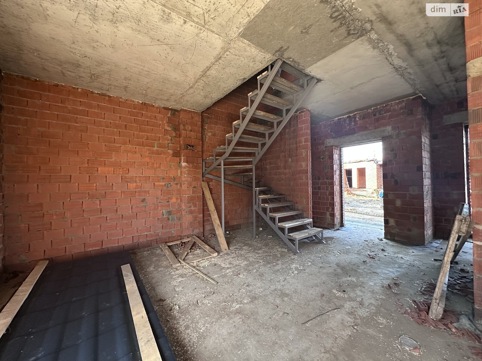 двоповерховий таунхаус, 95 кв. м, кирпич. Продаж у Березині фото 1