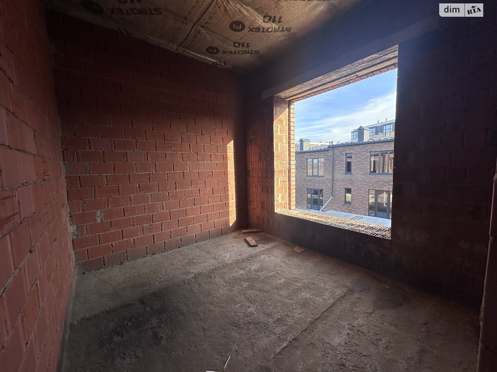 двоповерховий таунхаус, 95 кв. м, кирпич. Продаж у Березині фото 1