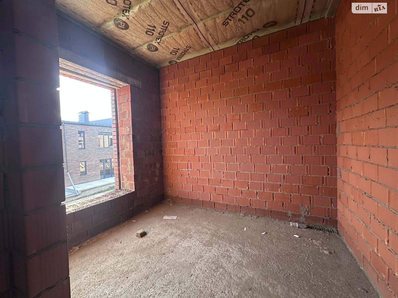 двоповерховий таунхаус, 95 кв. м, кирпич. Продаж у Березині фото 1