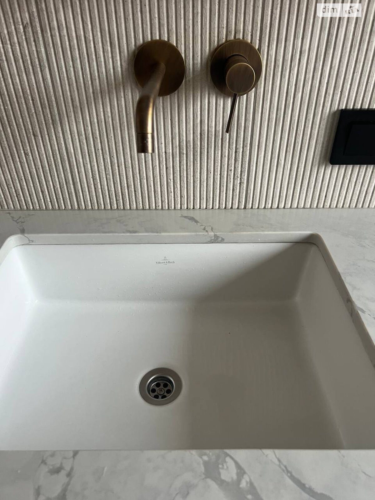 двоповерховий таунхаус, 90 кв. м, цегла. Продаж у Березині фото 1