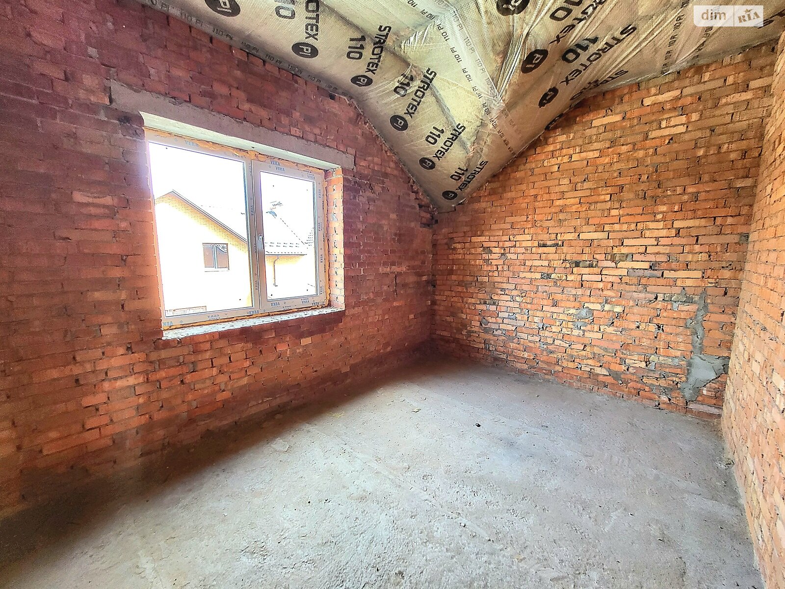 двоповерховий таунхаус, 110 кв. м, цегла. Продаж у Березині фото 1 двоповерховий таунхаус, 110 кв. м, цегла. Продаж у Березині фото 1