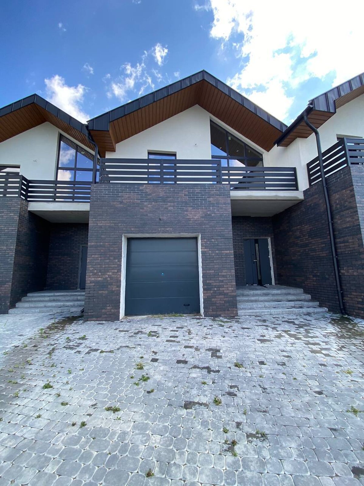 двоповерховий таунхаус, 170 кв. м, кирпич. Продаж у Біліій фото 1 двоповерховий таунхаус, 170 кв. м, кирпич. Продаж у Біліій фото 1