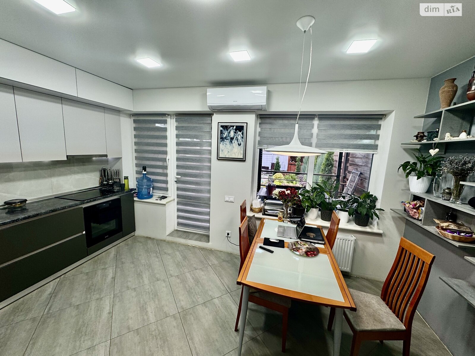 триповерховий таунхаус, 104.7 кв. м, газобетон. Продаж у Борисполі фото 1 триповерховий таунхаус, 104.7 кв. м, газобетон. Продаж у Борисполі фото 1