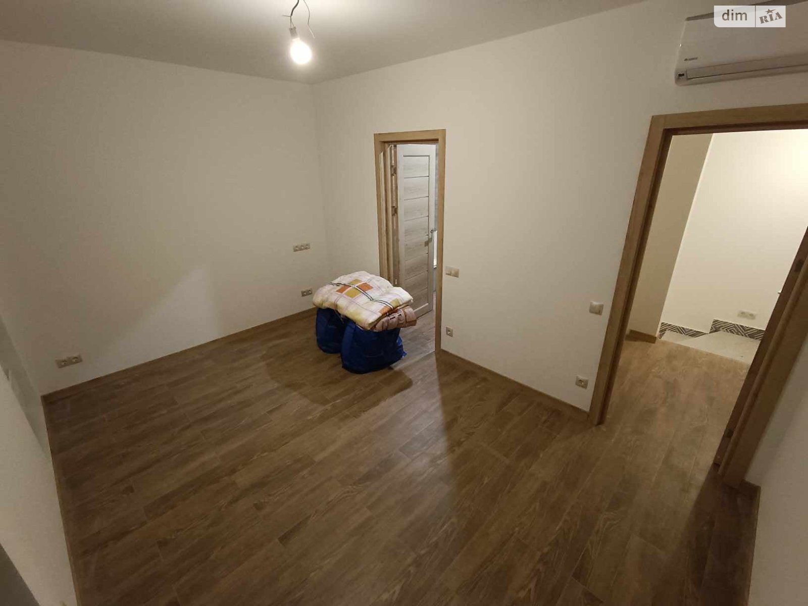 двухэтажный таунхаус, 50 кв. м, кирпич. Продажа в Борисполе район Борисполь фото 1