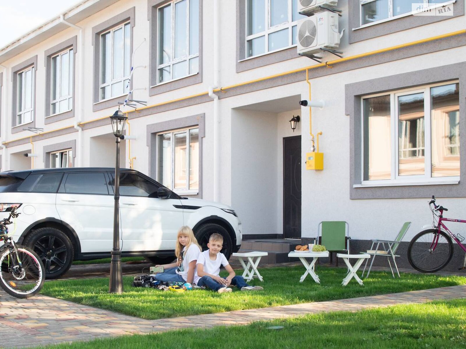 двухэтажный таунхаус, 80 кв. м, пенобетон. Продажа в Борисполе район Борисполь фото 1