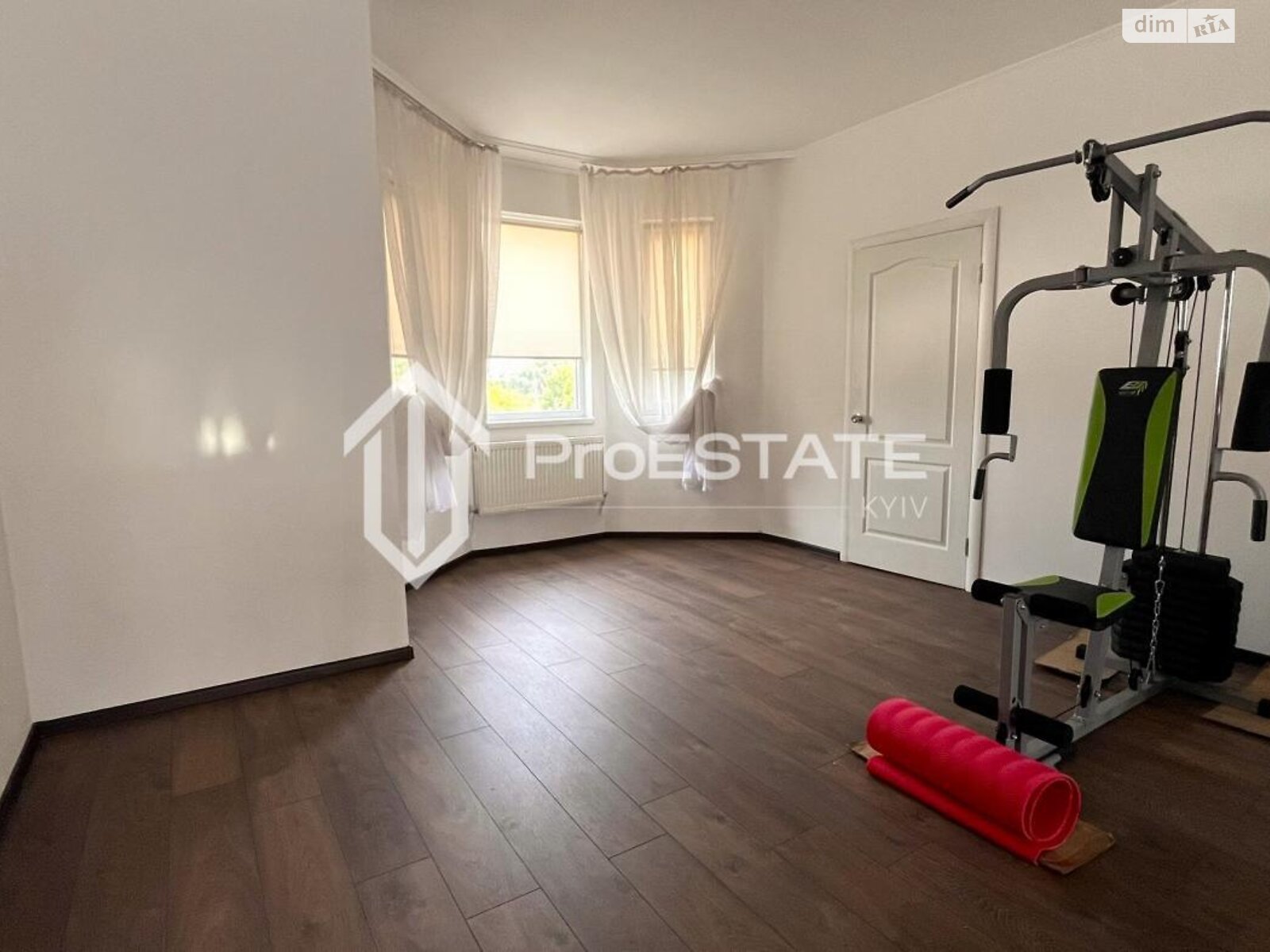 трехэтажный таунхаус, 169.6 кв. м, кирпич. Продажа в Борисполе фото 3