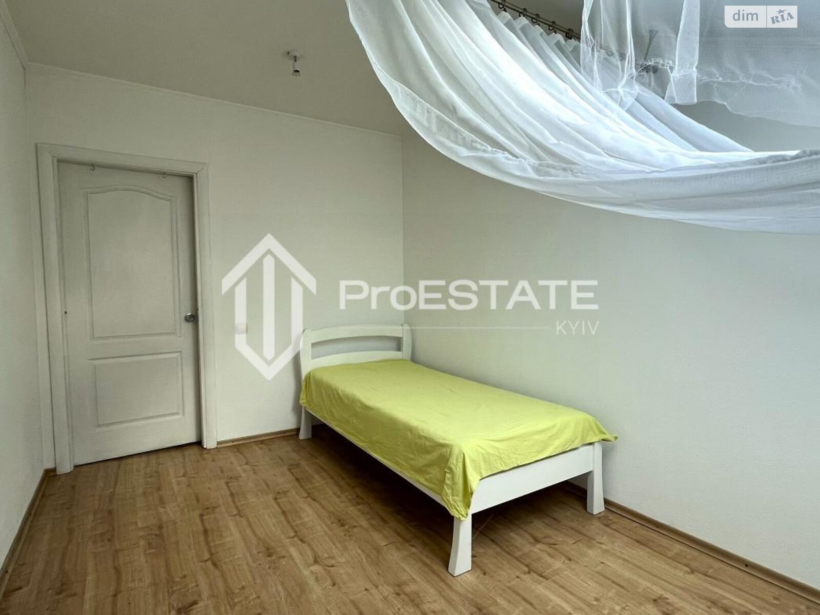 трехэтажный таунхаус, 169.6 кв. м, кирпич. Продажа в Борисполе фото 3