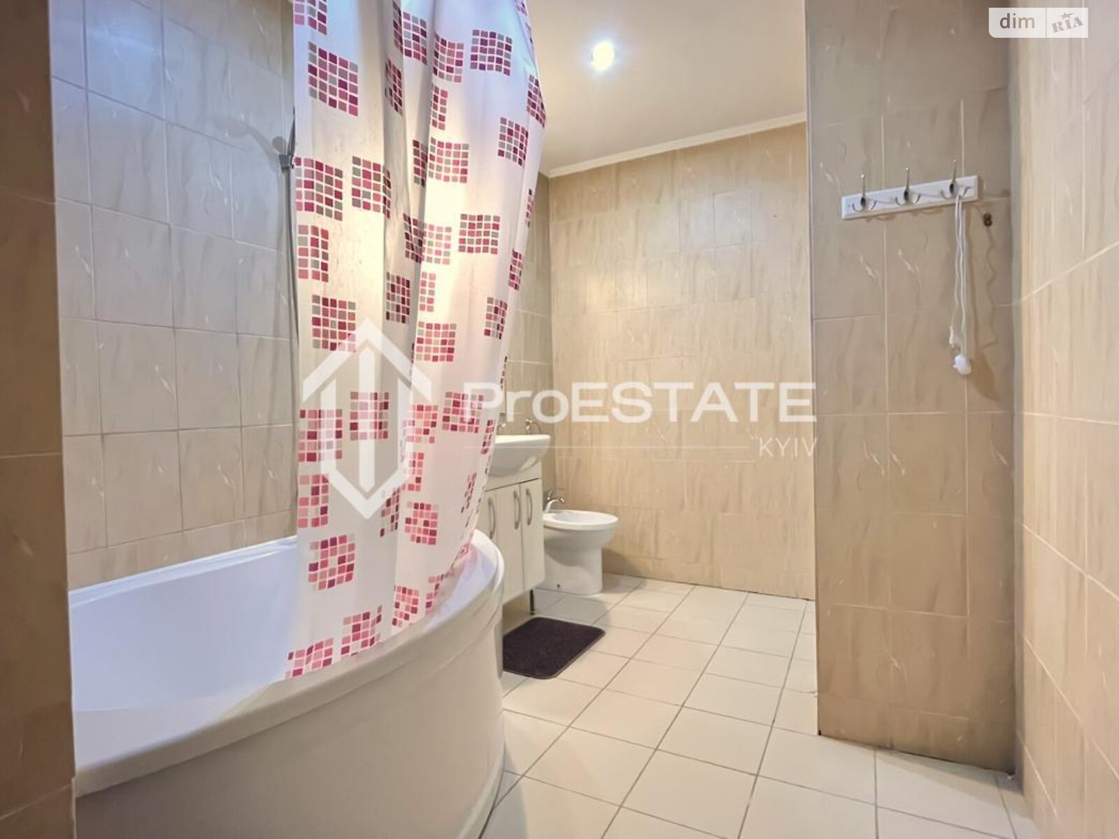 трехэтажный таунхаус, 169.6 кв. м, кирпич. Продажа в Борисполе фото 3