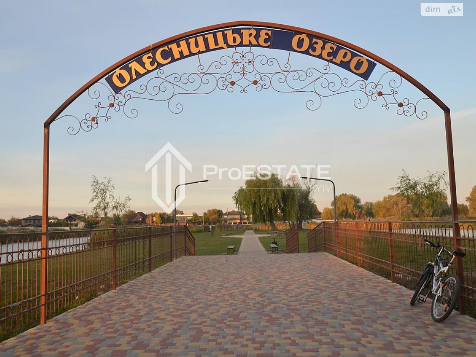 трехэтажный таунхаус, 169.6 кв. м, кирпич. Продажа в Борисполе фото 3