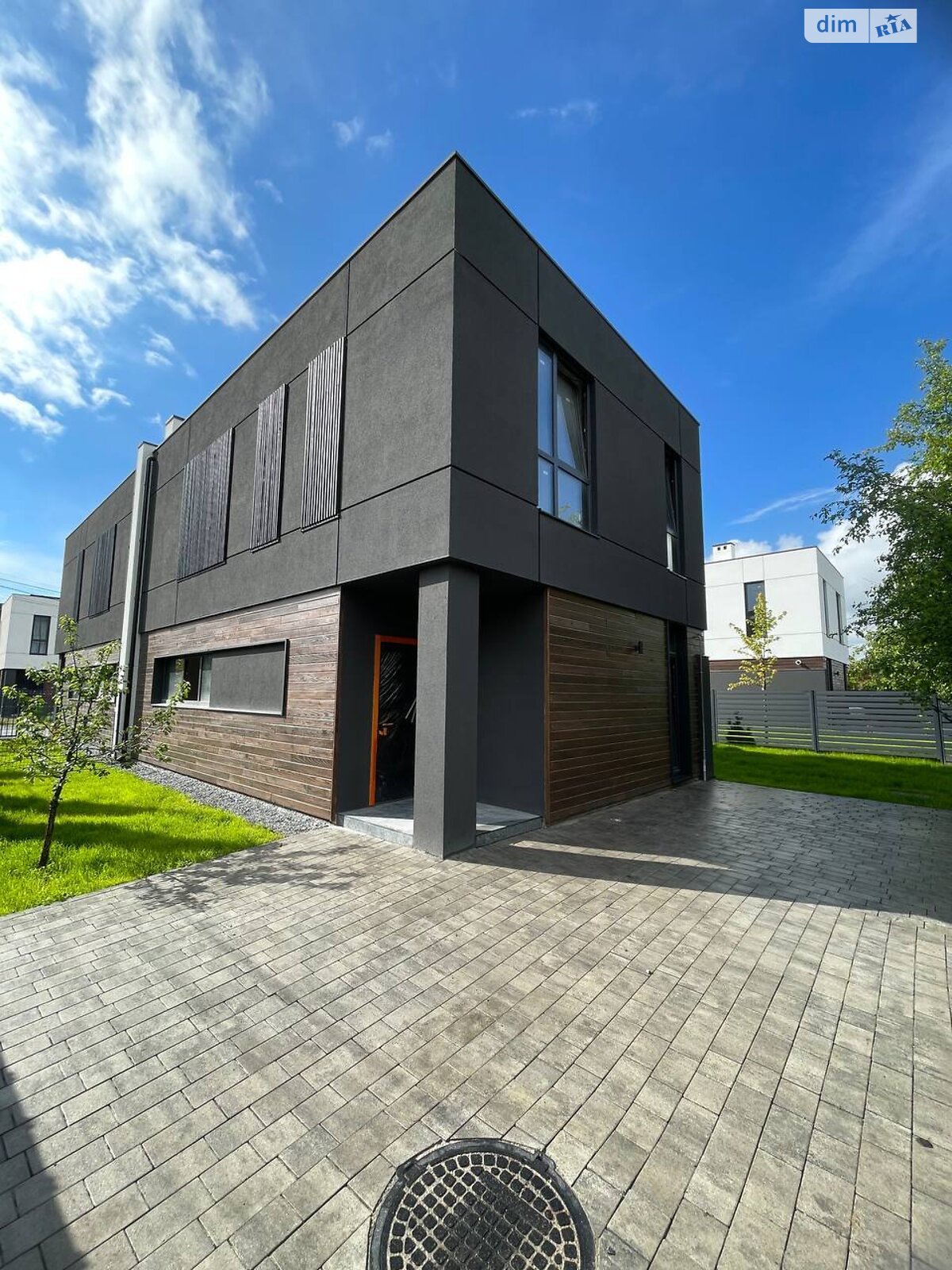 двухэтажный таунхаус, 179.6 кв. м, газобетон. Продажа в Борках фото 1 двухэтажный таунхаус, 179.6 кв. м, газобетон. Продажа в Борках фото 1