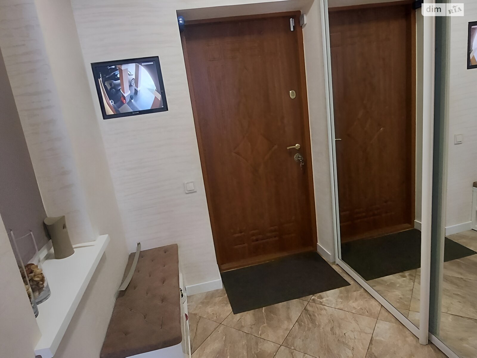 трехэтажный таунхаус, 120 кв. м, кирпич. Продажа в Броварах район Бровары фото 1 трехэтажный таунхаус, 120 кв. м, кирпич. Продажа в Броварах район Бровары фото 1