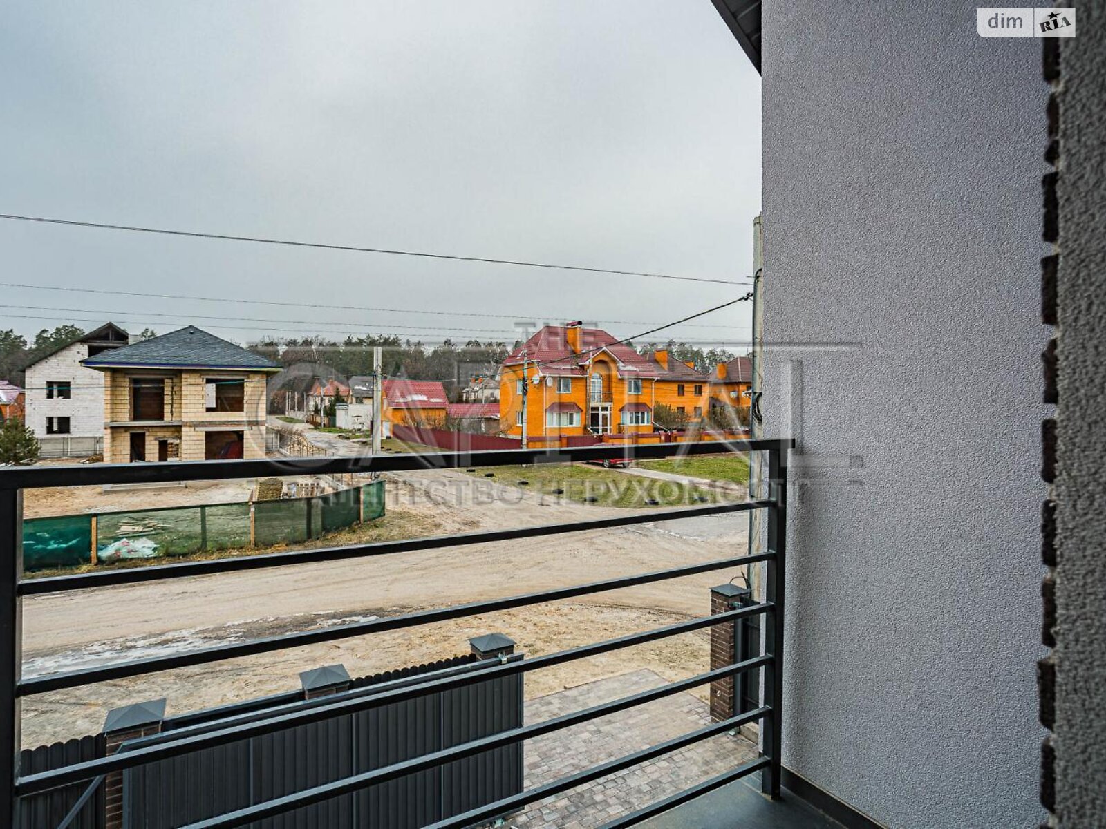 двоповерховий таунхаус, 106 кв. м, цегла. Продаж у Броварах фото 1 двоповерховий таунхаус, 106 кв. м, цегла. Продаж у Броварах фото 1
