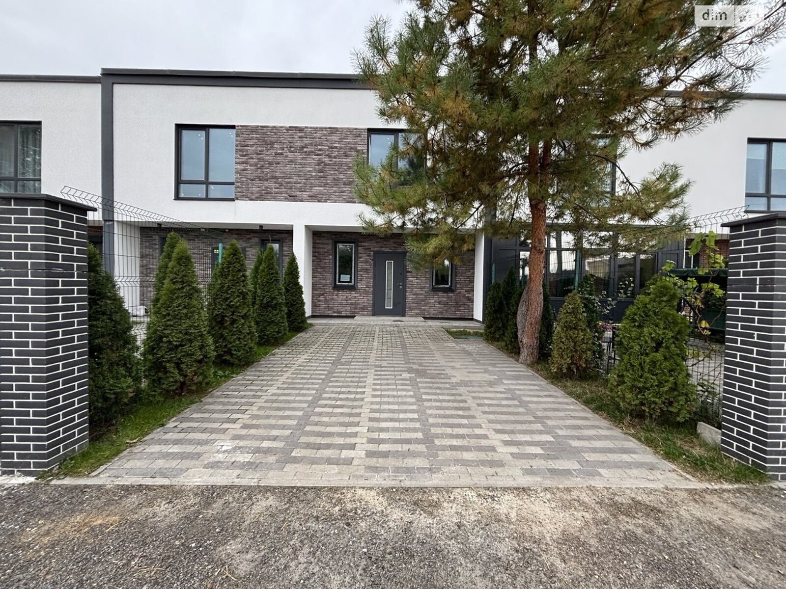 двоповерховий таунхаус, 90 кв. м, газобетон. Продаж в Броварах, район Сади фото 1