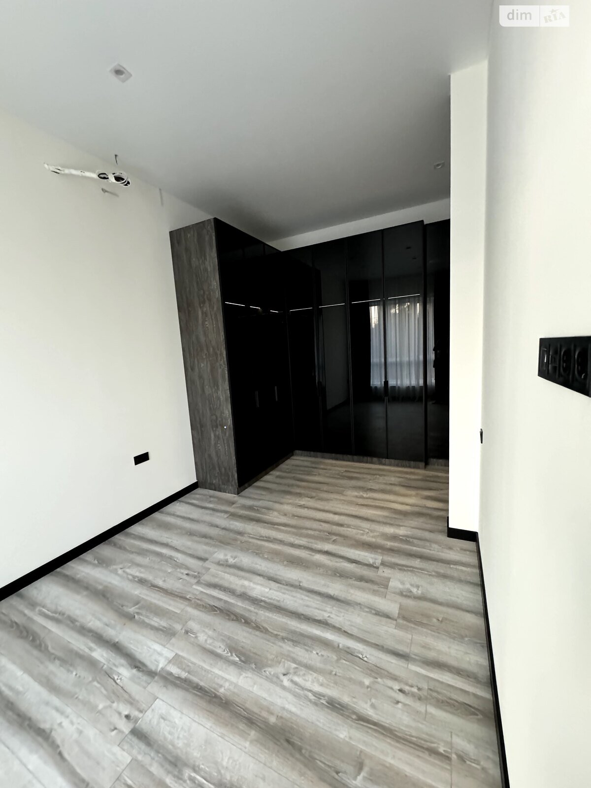 двухэтажный таунхаус, 109.8 кв. м, кирпич. Продажа в Брюховичах район Шевченковский фото 1 двухэтажный таунхаус, 109.8 кв. м, кирпич. Продажа в Брюховичах район Шевченковский фото 1