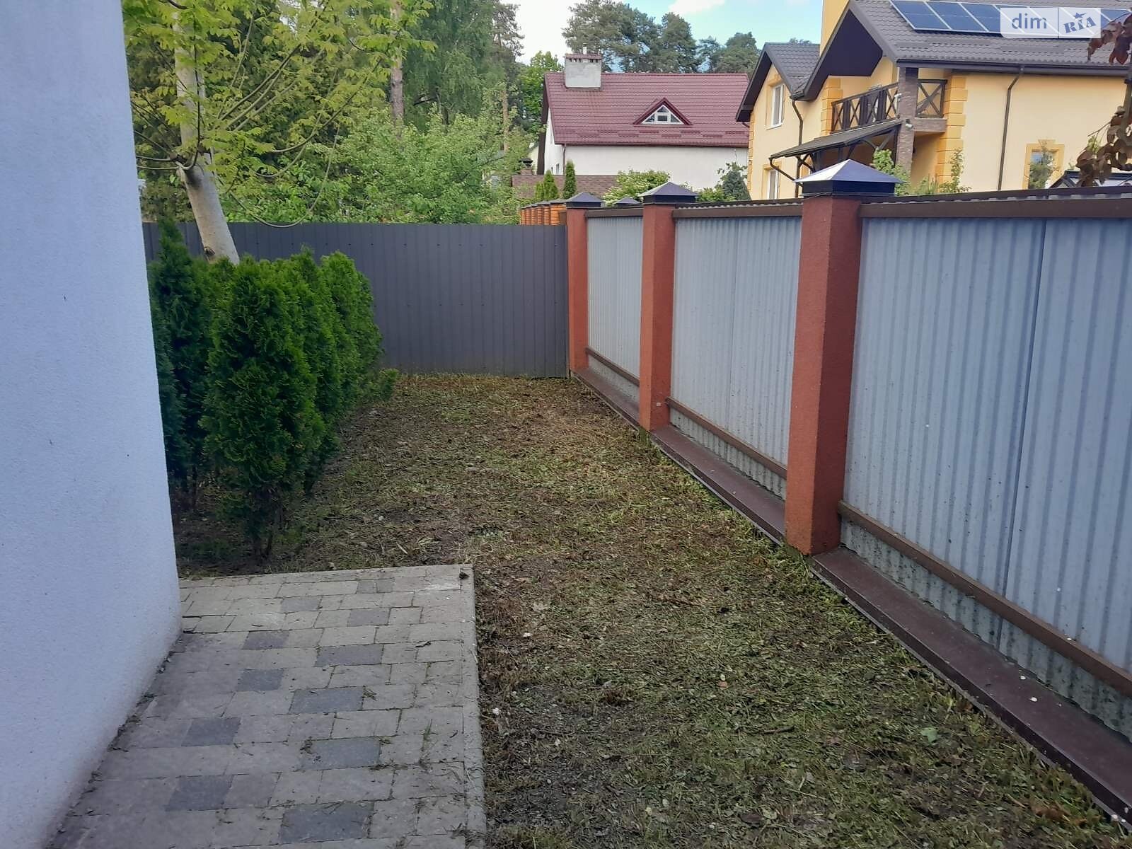 двухэтажный таунхаус, 109.8 кв. м, кирпич. Продажа в Брюховичах район Шевченковский фото 1 двухэтажный таунхаус, 109.8 кв. м, кирпич. Продажа в Брюховичах район Шевченковский фото 1