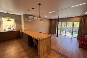 трехэтажный таунхаус, 259 кв. м, кирпич. Продажа в Брюховичах фото 2
