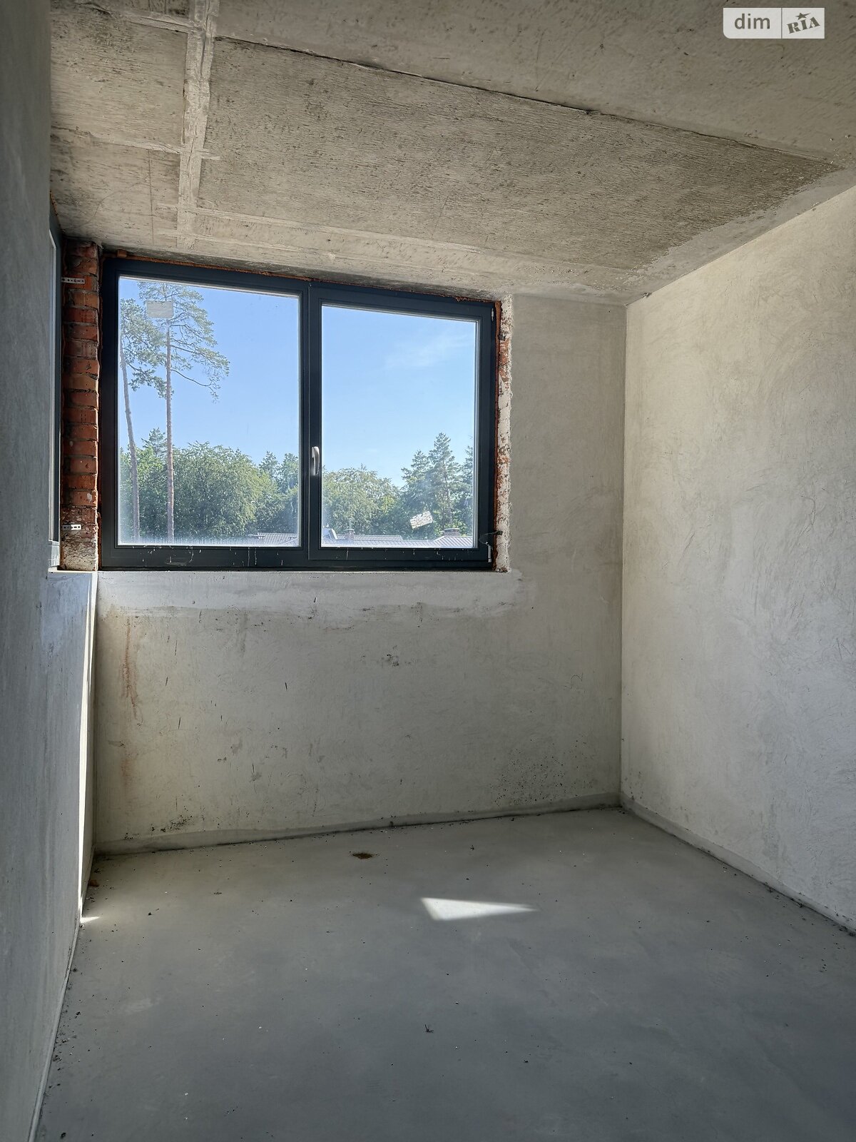 трехэтажный таунхаус, 230 кв. м, кирпич. Продажа в Брюховичах фото 1