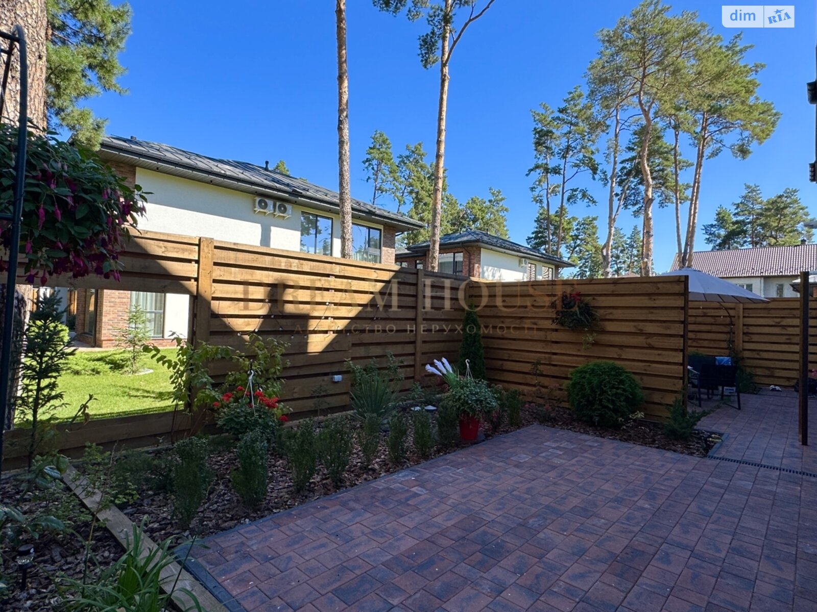 двухэтажный таунхаус, 97.5 кв. м, кирпич. Продажа в Буче район Буча фото 1