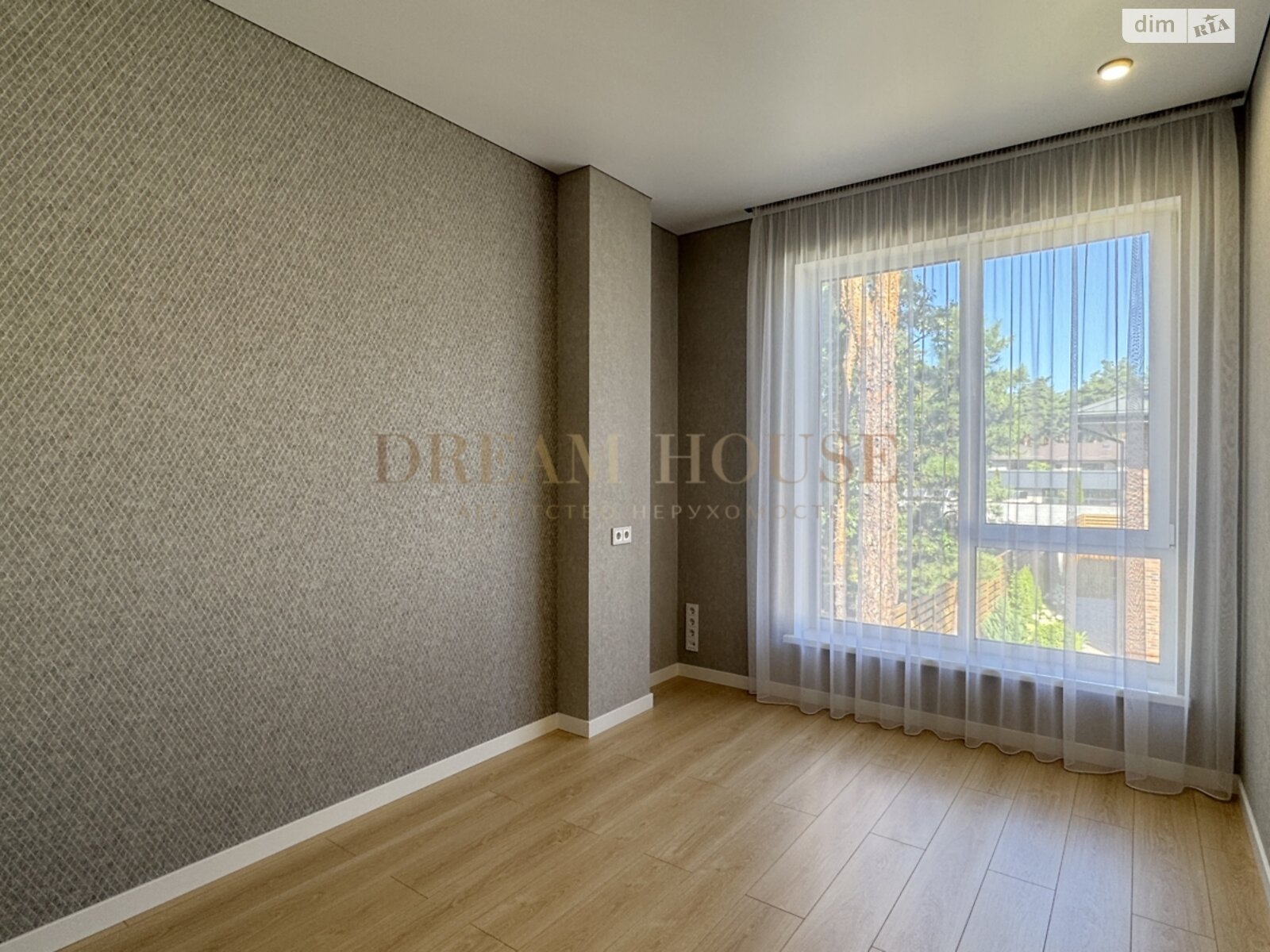 двухэтажный таунхаус, 97.5 кв. м, кирпич. Продажа в Буче район Буча фото 1