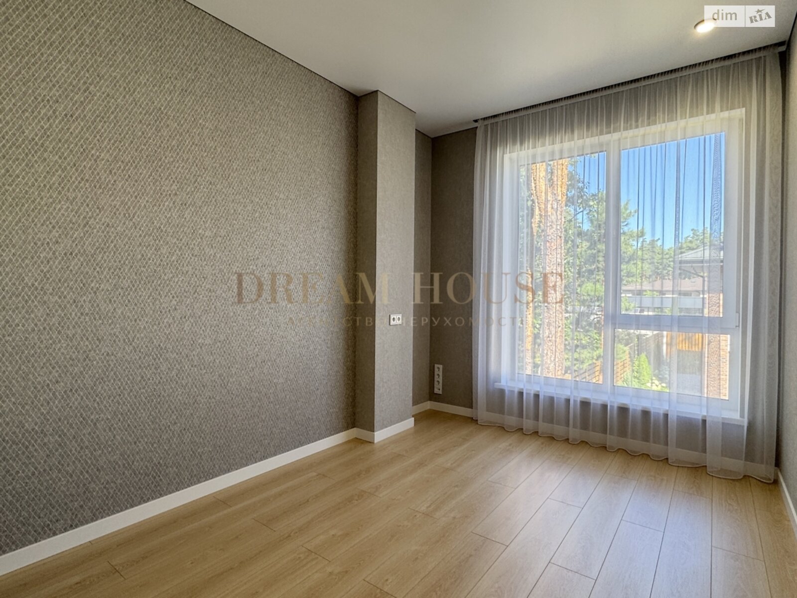 двухэтажный таунхаус, 97.5 кв. м, кирпич. Продажа в Буче район Буча фото 1