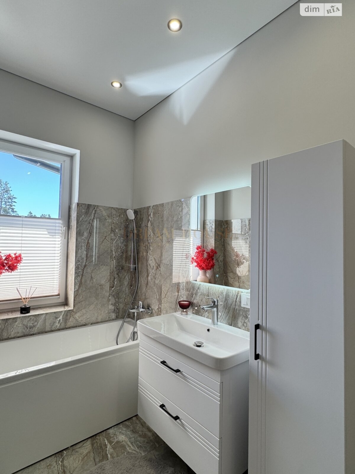 двухэтажный таунхаус, 97.5 кв. м, кирпич. Продажа в Буче район Буча фото 1