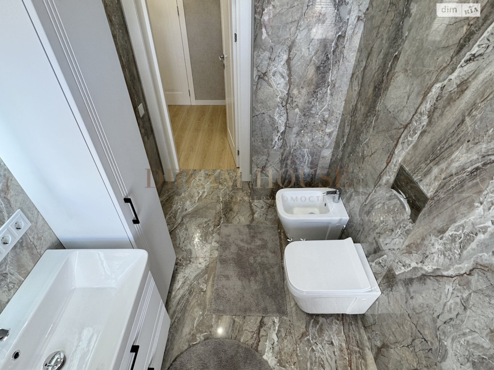 двухэтажный таунхаус, 97.5 кв. м, кирпич. Продажа в Буче район Буча фото 1