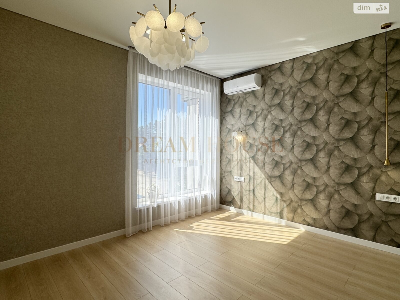 двухэтажный таунхаус, 97.5 кв. м, кирпич. Продажа в Буче район Буча фото 1