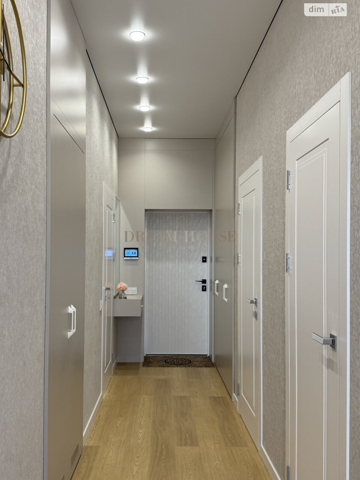 двухэтажный таунхаус, 97.5 кв. м, кирпич. Продажа в Буче район Буча фото 1