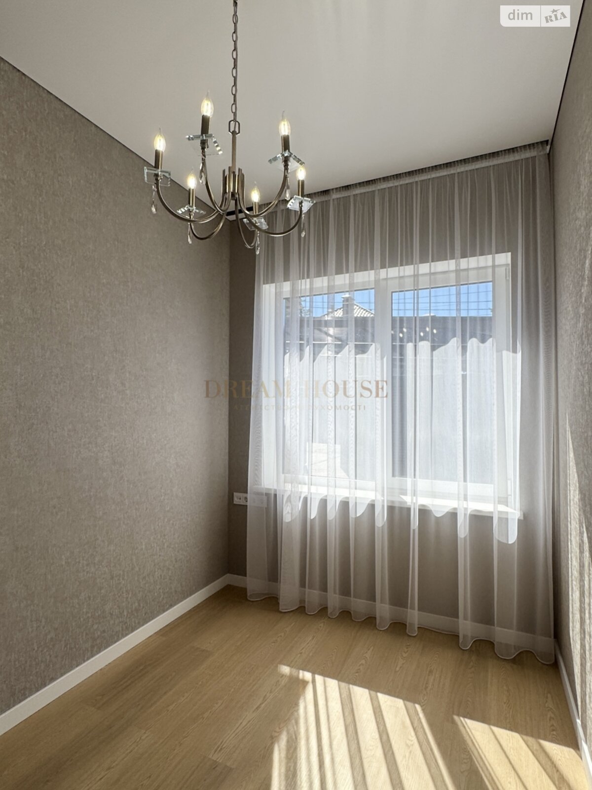 двухэтажный таунхаус, 97.5 кв. м, кирпич. Продажа в Буче район Буча фото 1