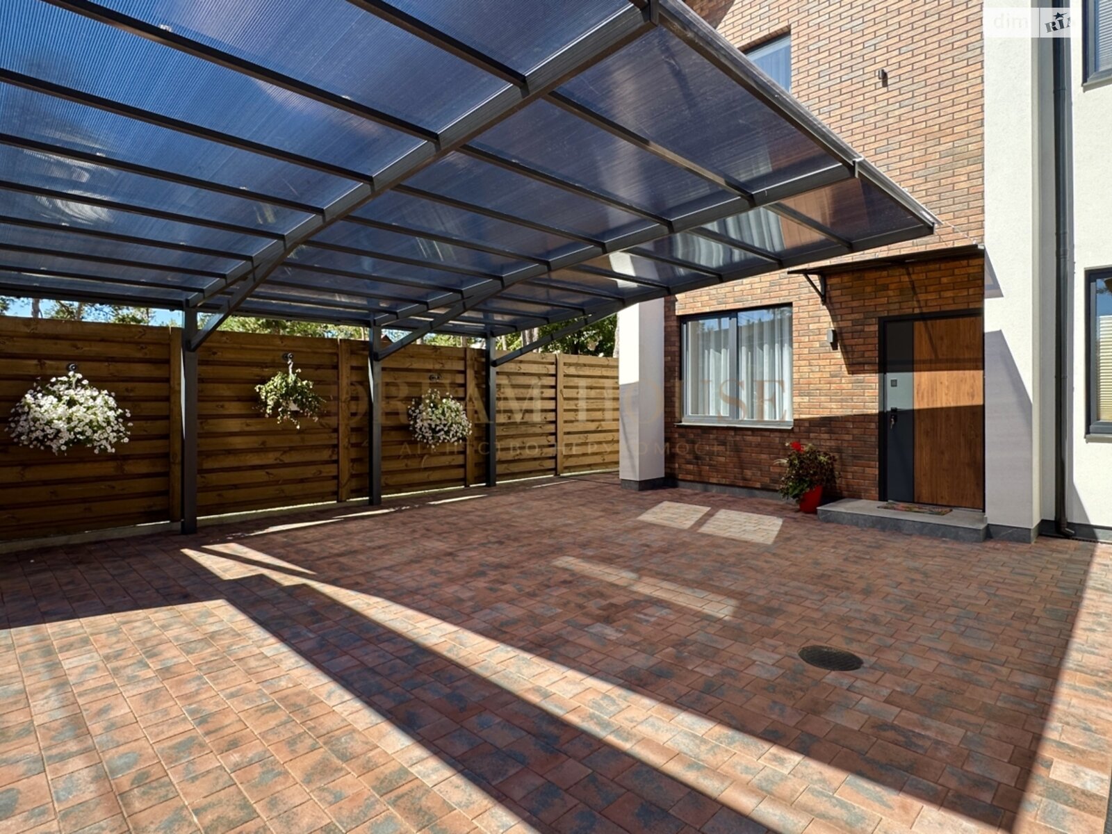 двухэтажный таунхаус, 97.5 кв. м, кирпич. Продажа в Буче район Буча фото 1