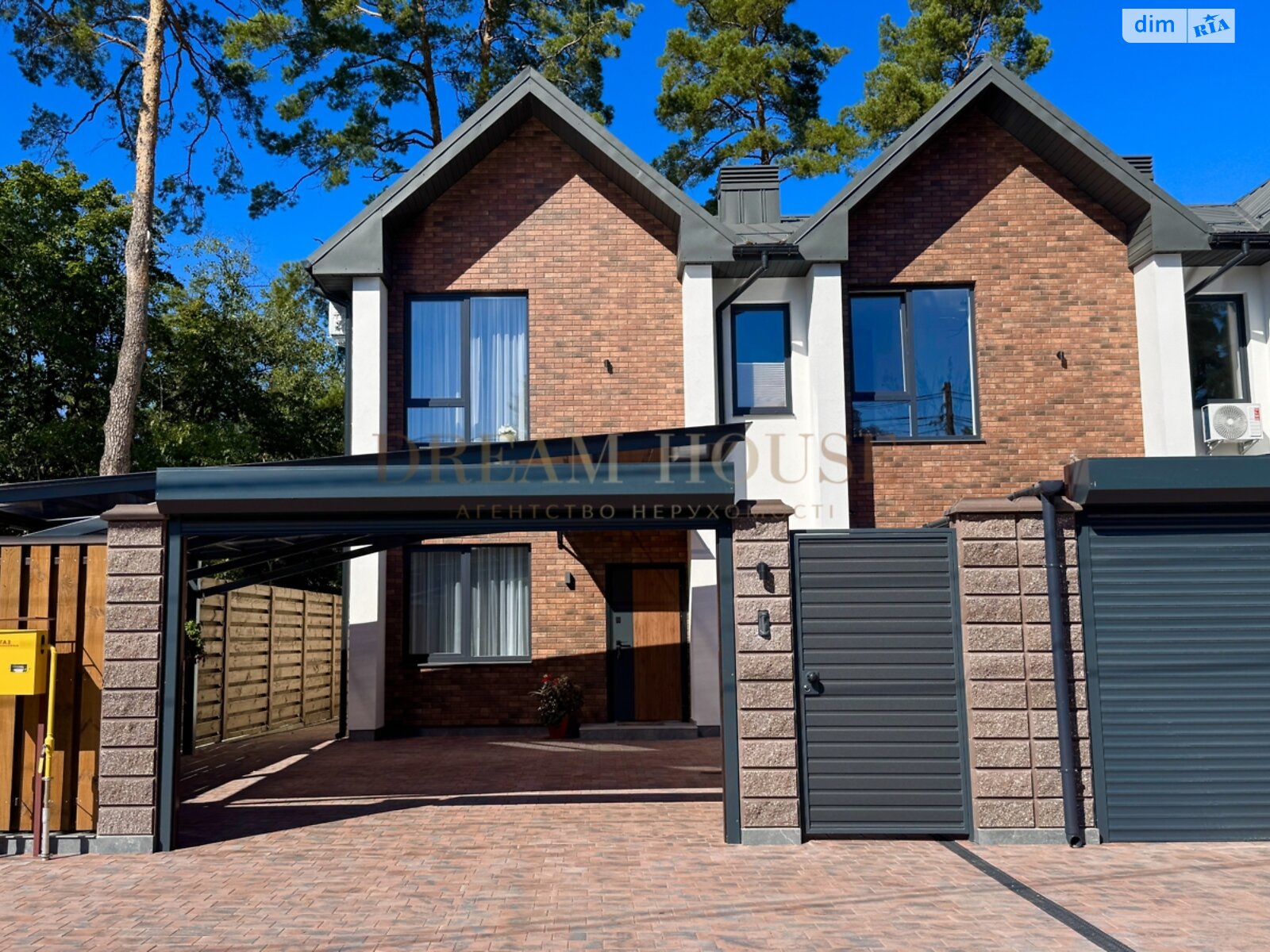 двухэтажный таунхаус, 97.5 кв. м, кирпич. Продажа в Буче район Буча фото 1