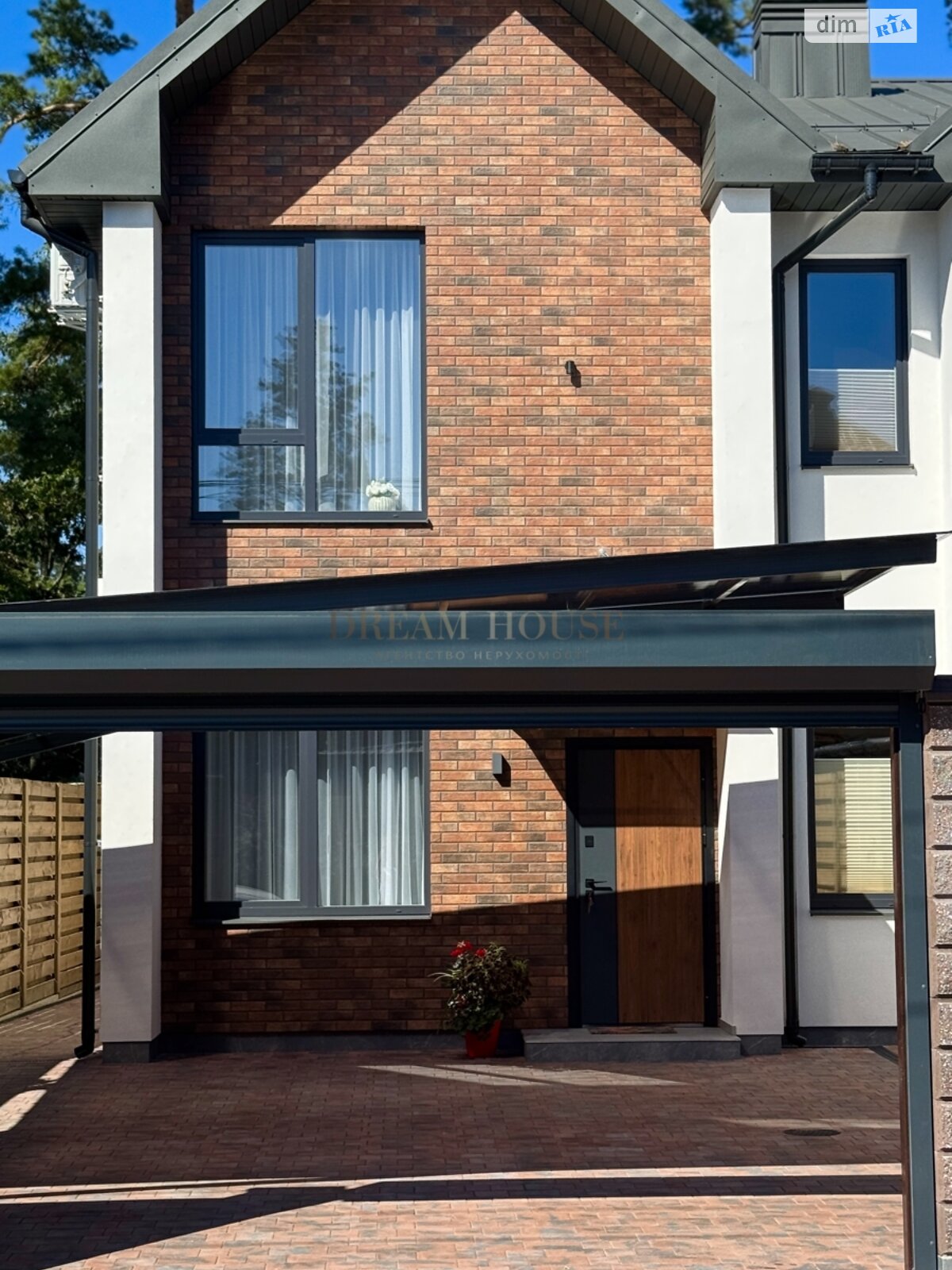 двухэтажный таунхаус, 97.5 кв. м, кирпич. Продажа в Буче район Буча фото 1