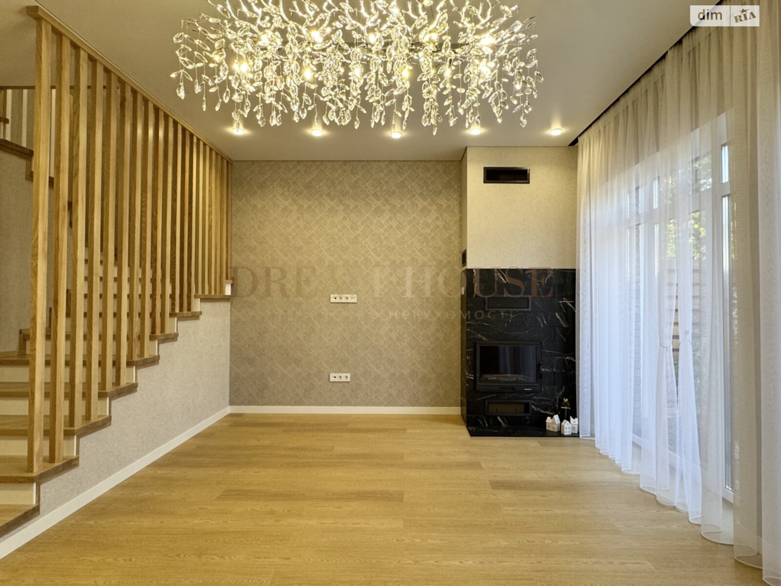 двухэтажный таунхаус, 97.5 кв. м, кирпич. Продажа в Буче район Буча фото 1