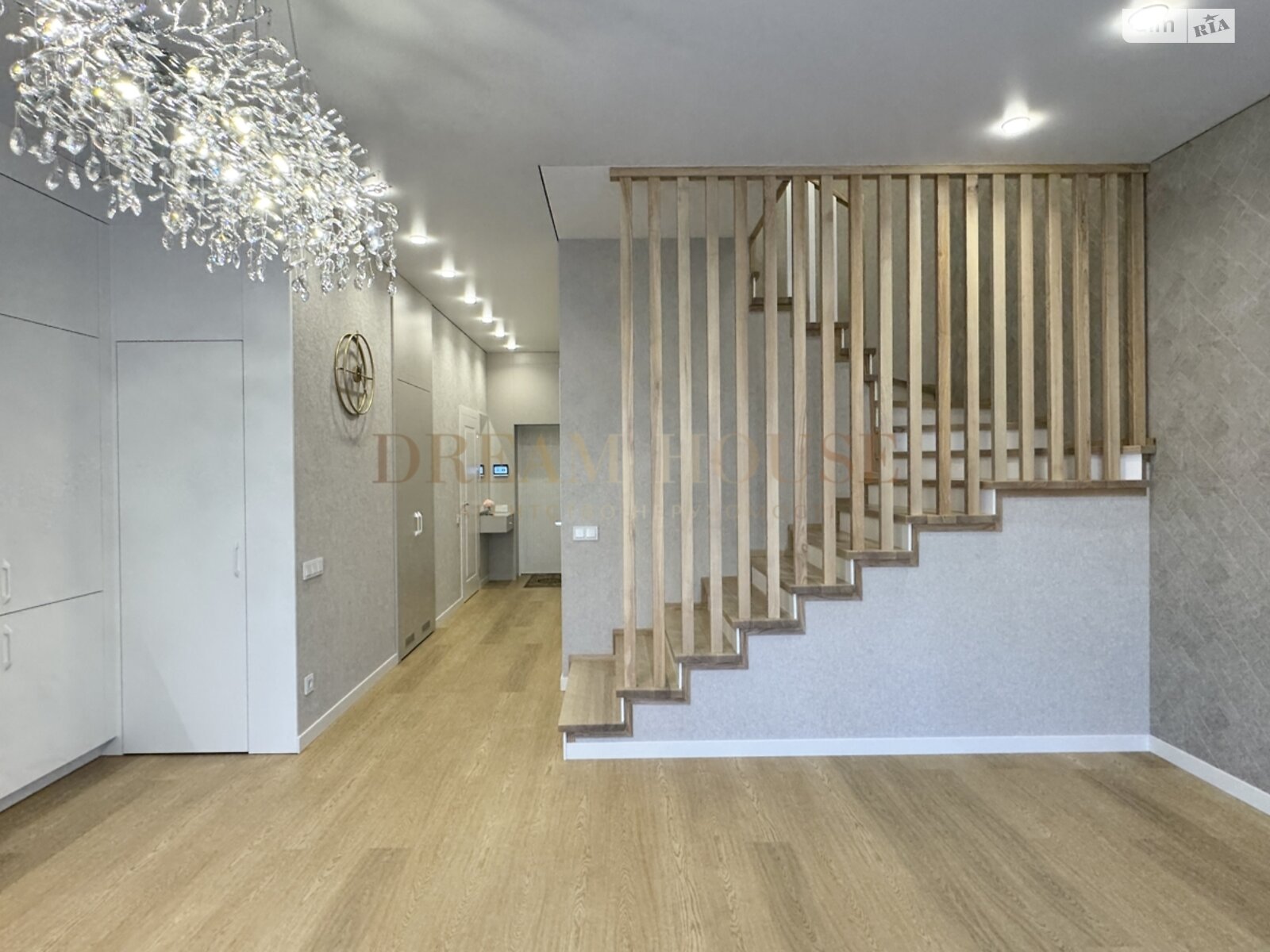 двухэтажный таунхаус, 97.5 кв. м, кирпич. Продажа в Буче район Буча фото 1