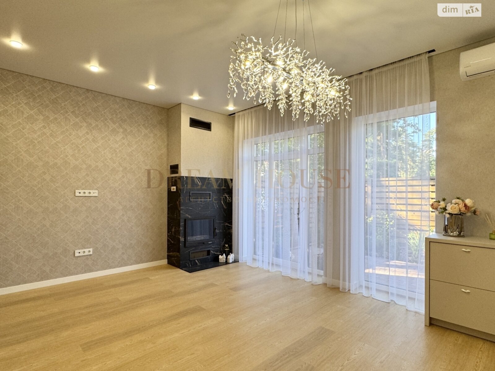 двухэтажный таунхаус, 97.5 кв. м, кирпич. Продажа в Буче район Буча фото 1