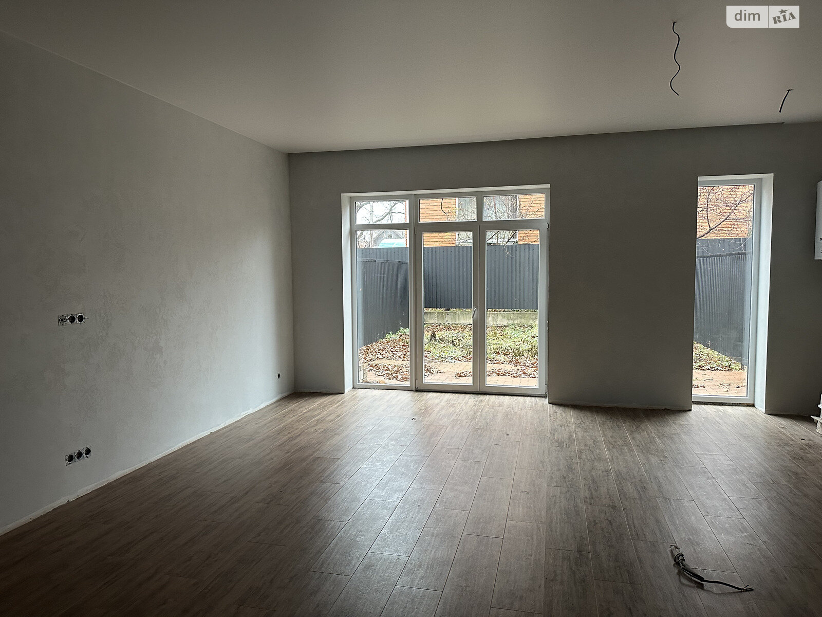 двухэтажный таунхаус, 119.2 кв. м, кирпич. Продажа в Буче район Буча фото 1 двухэтажный таунхаус, 119.2 кв. м, кирпич. Продажа в Буче район Буча фото 1
