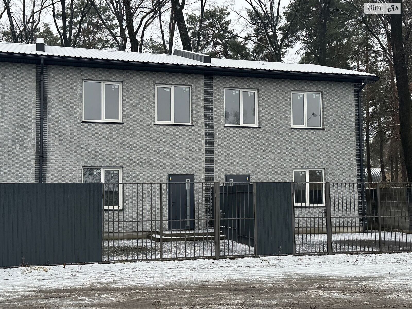 двоповерховий таунхаус, 99.5 кв. м, блочно-цегляний. Продаж в Бучі, район Буча фото 1 двоповерховий таунхаус, 99.5 кв. м, блочно-цегляний. Продаж в Бучі, район Буча фото 1