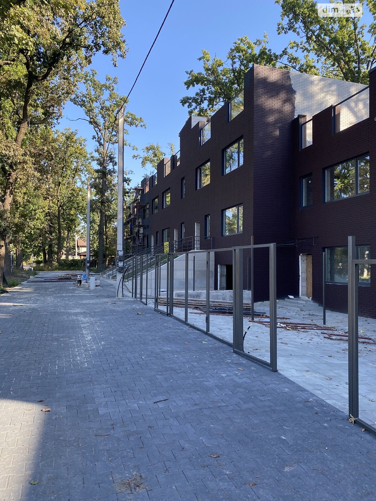 трехэтажный таунхаус, 116 кв. м, газобетон. Продажа в Буче район Буча фото 1