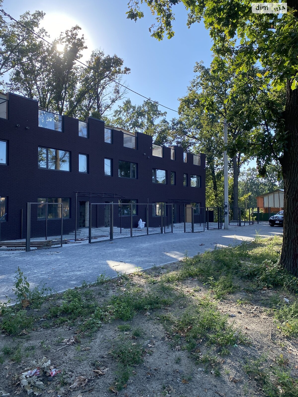 трехэтажный таунхаус, 116 кв. м, газобетон. Продажа в Буче район Буча фото 1