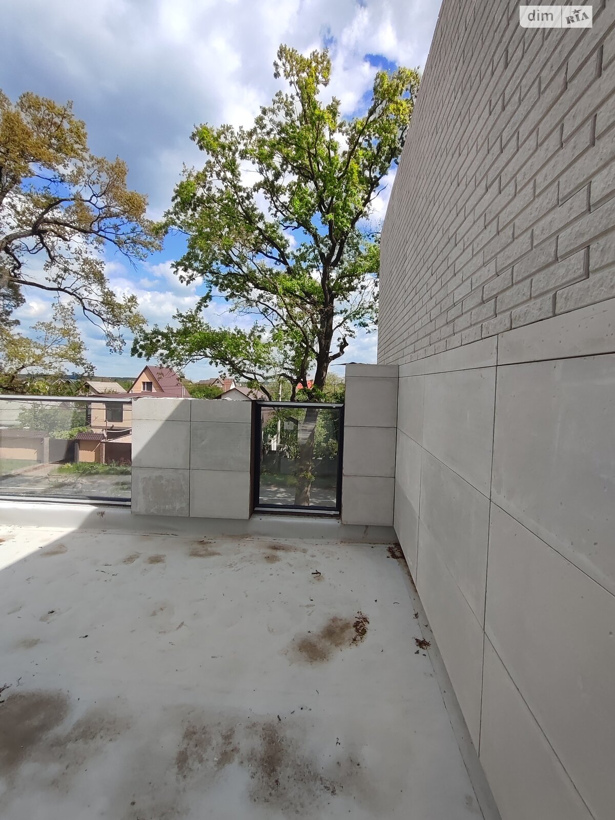 трехэтажный таунхаус, 116 кв. м, газобетон. Продажа в Буче район Буча фото 1