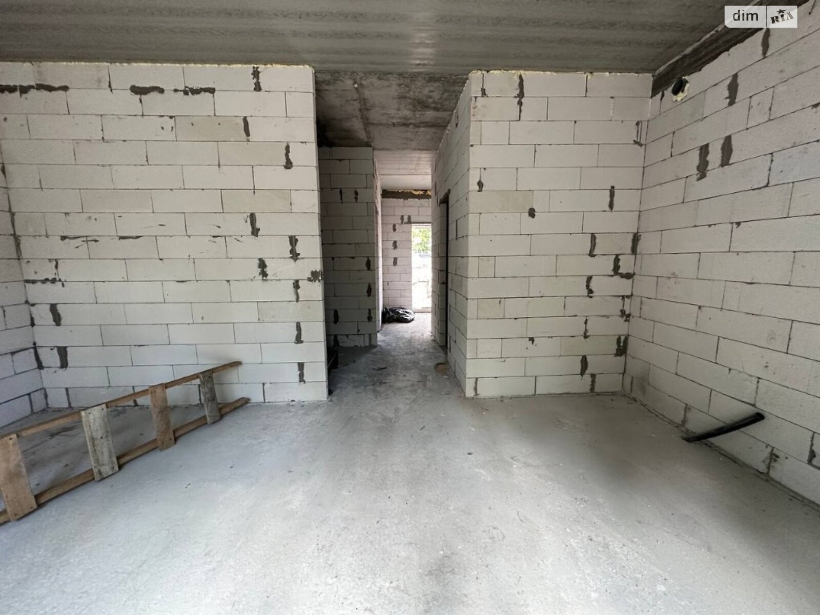 четырехэтажный дом с мансардой, 100 кв. м, газобетон. Продажа в Буче район Буча фото 1 четырехэтажный дом с мансардой, 100 кв. м, газобетон. Продажа в Буче район Буча фото 1