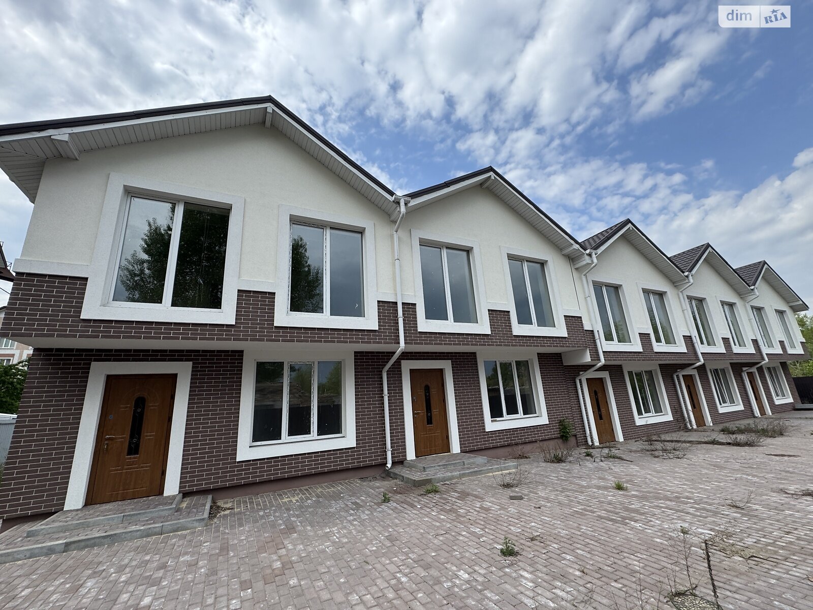 двоповерховий таунхаус, 95 кв. м, цегла. Продаж в Бучі, район Буча фото 1 двоповерховий таунхаус, 95 кв. м, цегла. Продаж в Бучі, район Буча фото 1