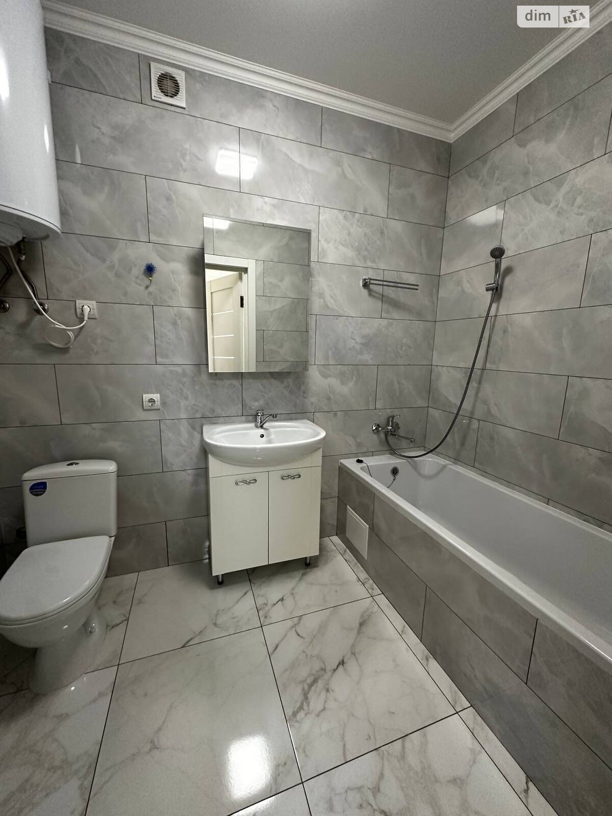 двухэтажный таунхаус, 88.2 кв. м, газобетон. Продажа в Буче район Буча фото 1 двухэтажный таунхаус, 88.2 кв. м, газобетон. Продажа в Буче район Буча фото 1