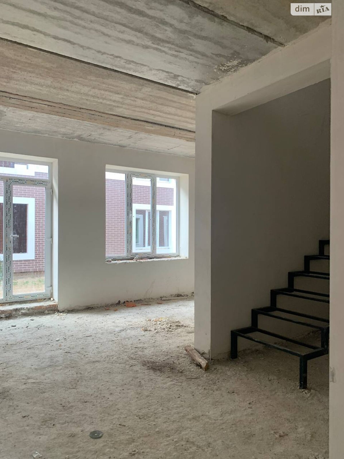 двухэтажный таунхаус, 92 кв. м, кирпич. Продажа в Буче район Буча фото 1 двухэтажный таунхаус, 92 кв. м, кирпич. Продажа в Буче район Буча фото 1