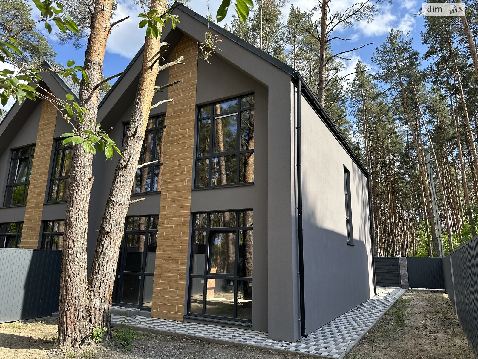 двоповерховий таунхаус, 100 кв. м, кирпич. Продаж в Бучі, район Буча фото 1 двоповерховий таунхаус, 100 кв. м, кирпич. Продаж в Бучі, район Буча фото 1