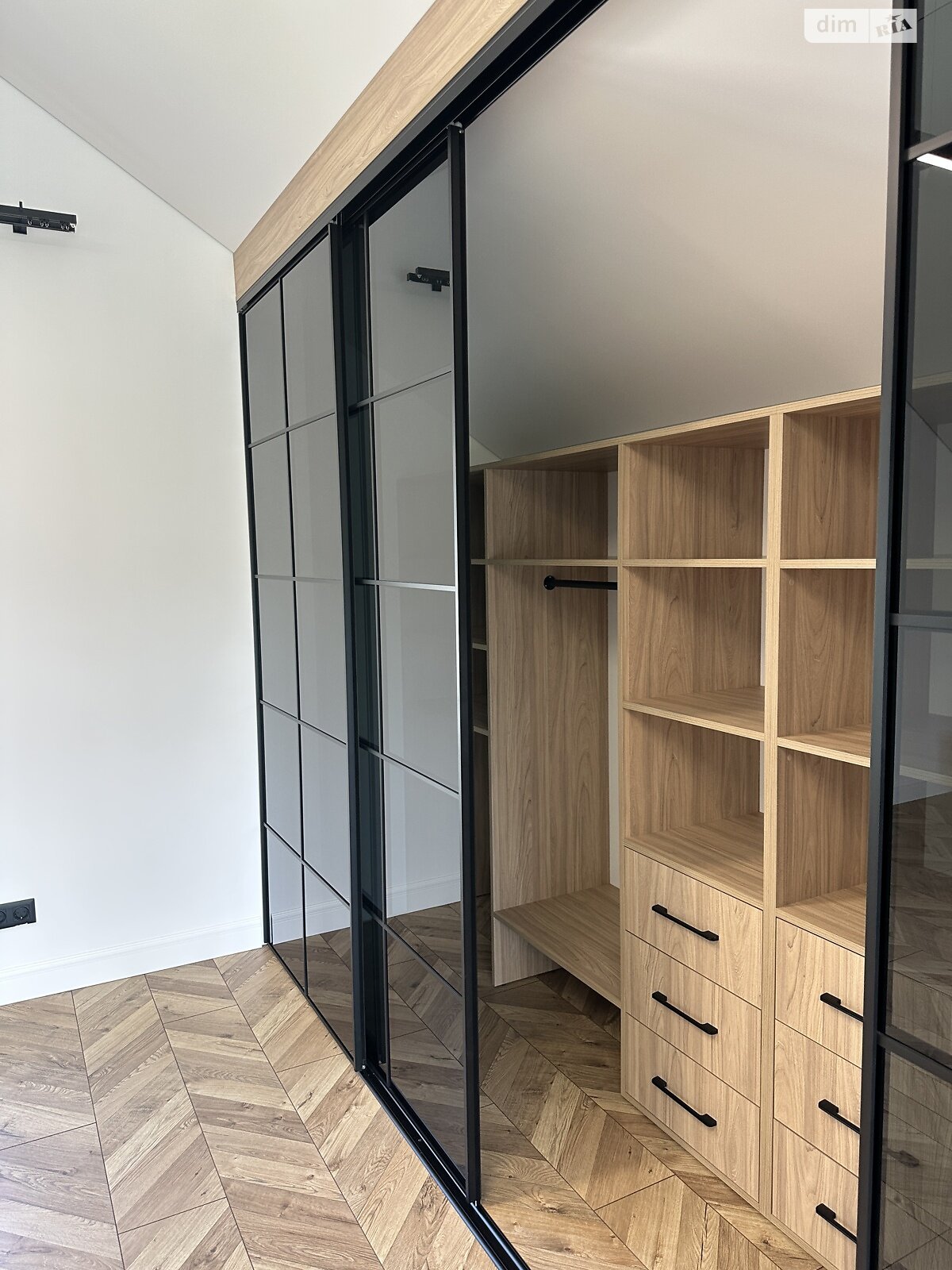 триповерховий таунхаус, 160 кв. м, цегла. Продаж в Бучі, район Буча фото 1 триповерховий таунхаус, 160 кв. м, цегла. Продаж в Бучі, район Буча фото 1