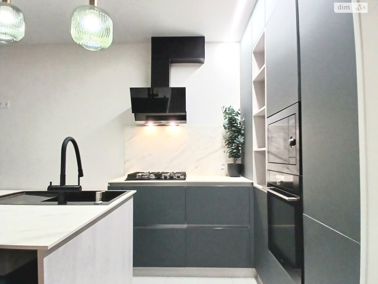 трехэтажный таунхаус, 155.6 кв. м, кирпич. Продажа в Буче район Буча фото 1 трехэтажный таунхаус, 155.6 кв. м, кирпич. Продажа в Буче район Буча фото 1